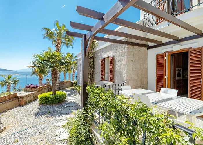 Willa Dorian By Evtatilim Bitez Guembet