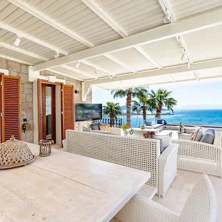 Dorian By Evtatilim Bitez Guembet * Αλικαρνασσός